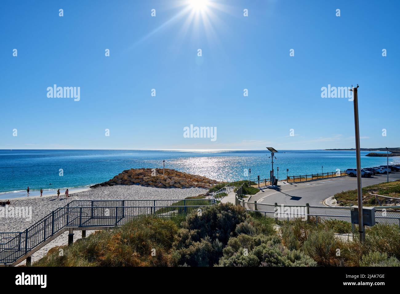 QUINNS BEACH; AVRIL 24 2022; vue de la zone gazée dans le terrain de jeu. Banque D'Images