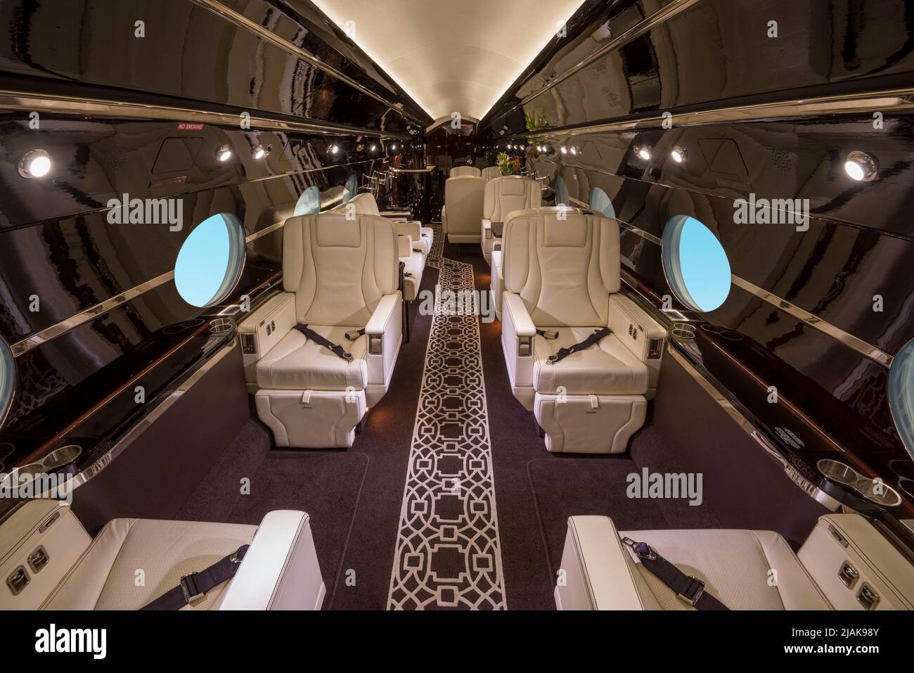 Intérieur d'un jet privé d'affaires Gulfstrean IV - photo de stock Banque D'Images