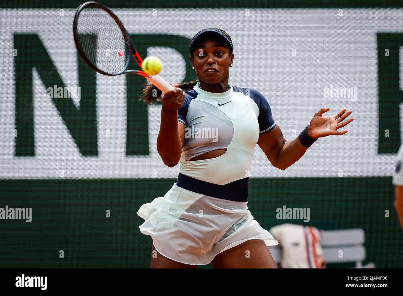 Paris, France, France. 31st mai 2022. Sloane STEPHENS des Etats-Unis pendant le dixième jour de Roland-Garros 2022, Open de France 2022, tournoi de tennis Grand Chelem au stade Roland-Garros sur 31 mai 2022 à Paris, France. (Image de crédit : © Matthieu Mirville/ZUMA Press Wire) Banque D'Images