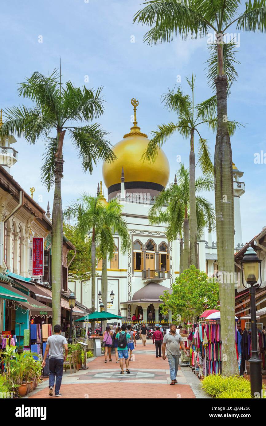 La mosquée du Sultan, ou Sultan Masjid, vue de la rue Bussorah ...