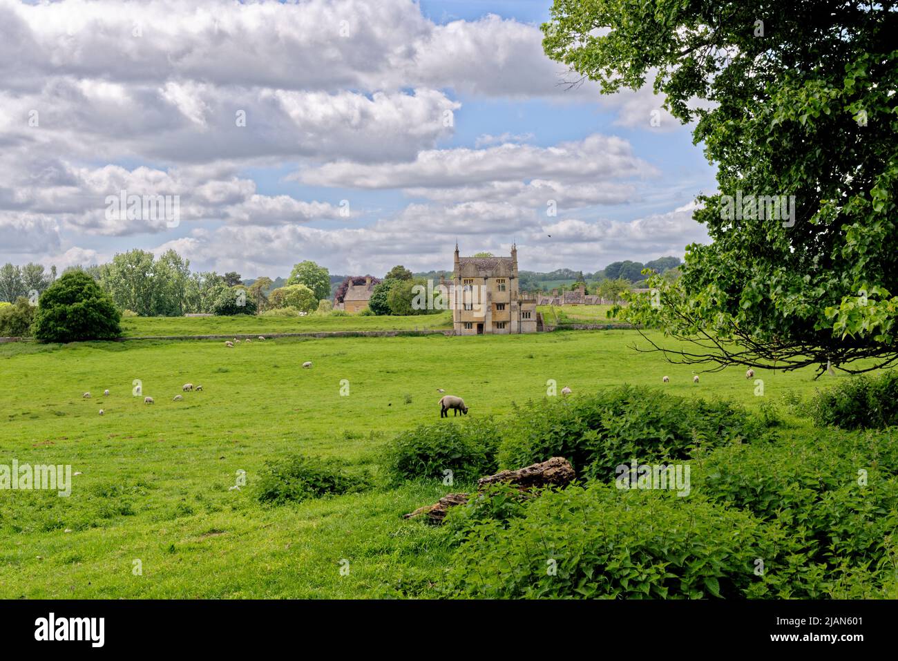 The East Banqueting House et Coneygree dans la campagne des Cotswold à Chipping Campden, Angleterre, Royaume-Uni Banque D'Images