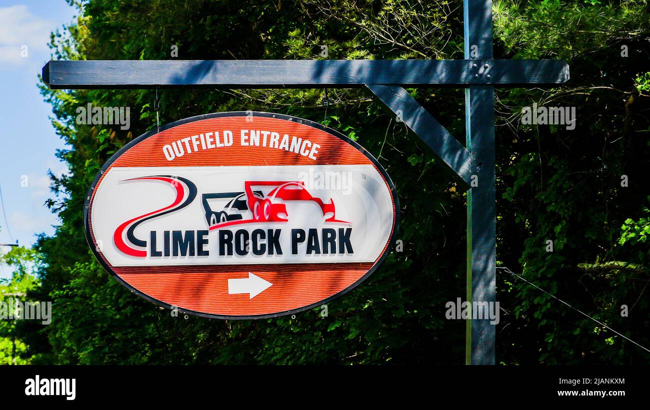 LAKEVILLE, Connecticut, États-Unis - 29 MAI 2022 : panneau pour l'entrée au parc Lime Rock Banque D'Images