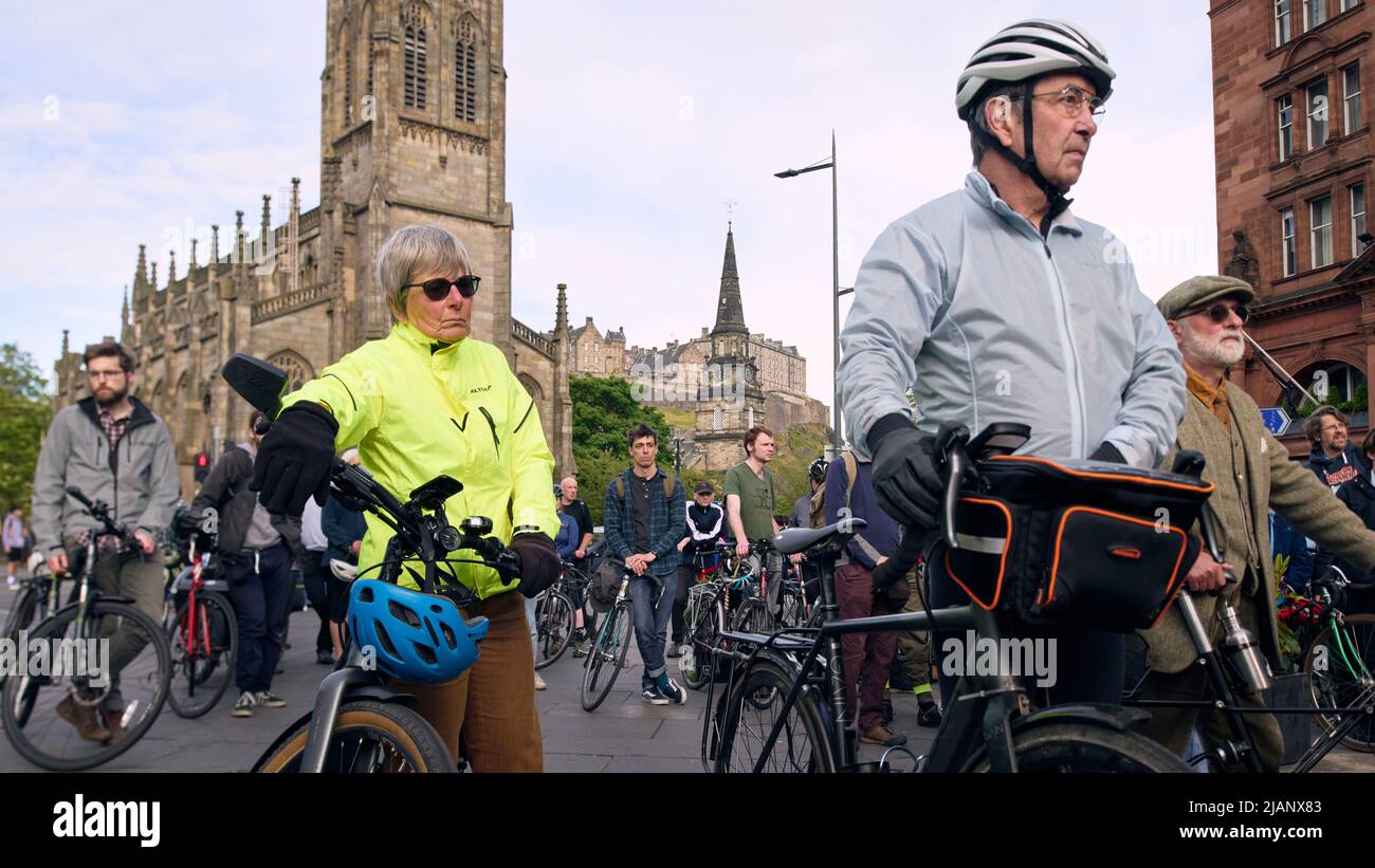 Édimbourg, Écosse, Royaume-Uni, 31 mai 2022. Les cyclistes et d'autres se rassemblent dans le West End pour se souvenir de Zhi min Soh, décédé tragiquement il y a 5 ans, et pour rappeler au conseil local la nécessité d'une infrastructure sûre. Credit sst/alamy Live news Banque D'Images