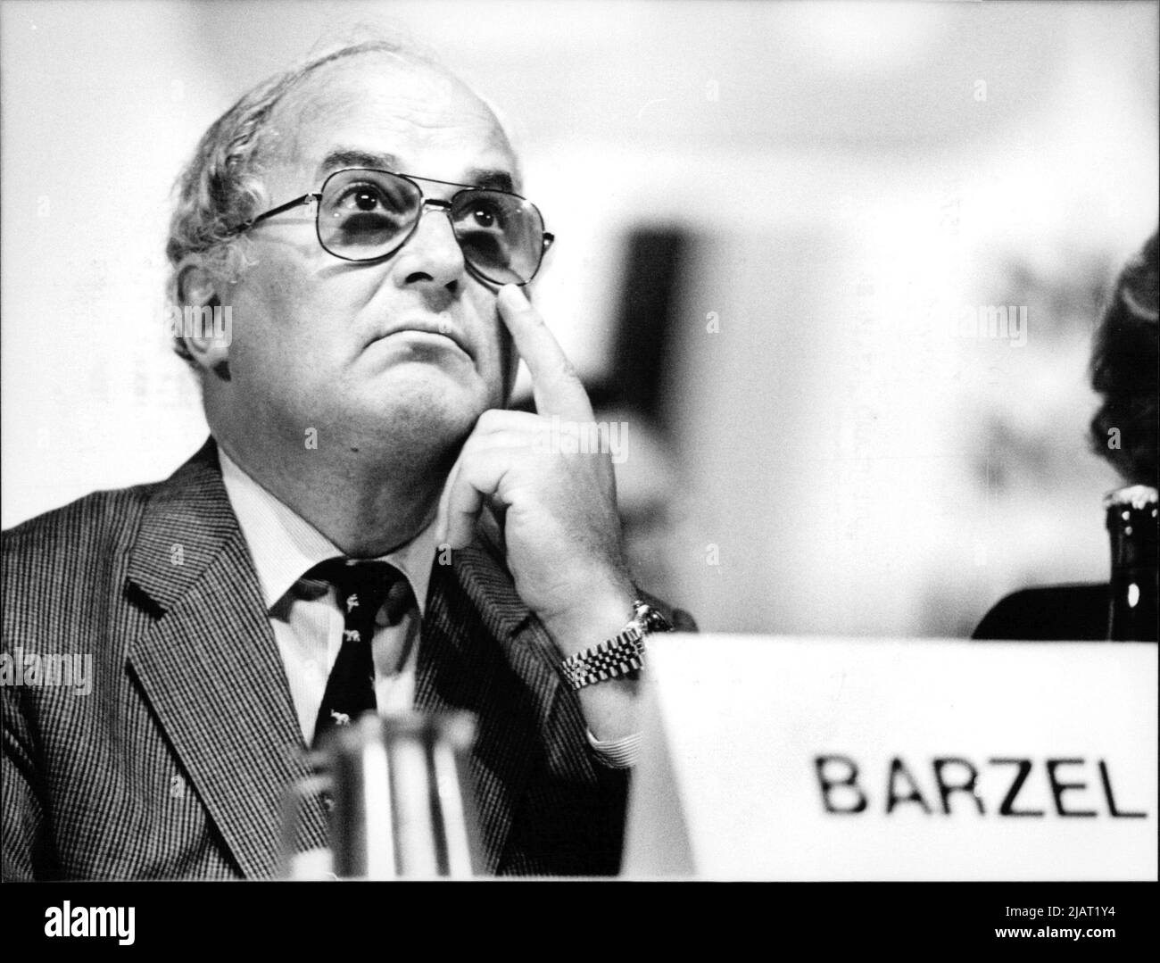 Portrait des Bundesgeräsidenten Dr. Rainer Barzel. Banque D'Images