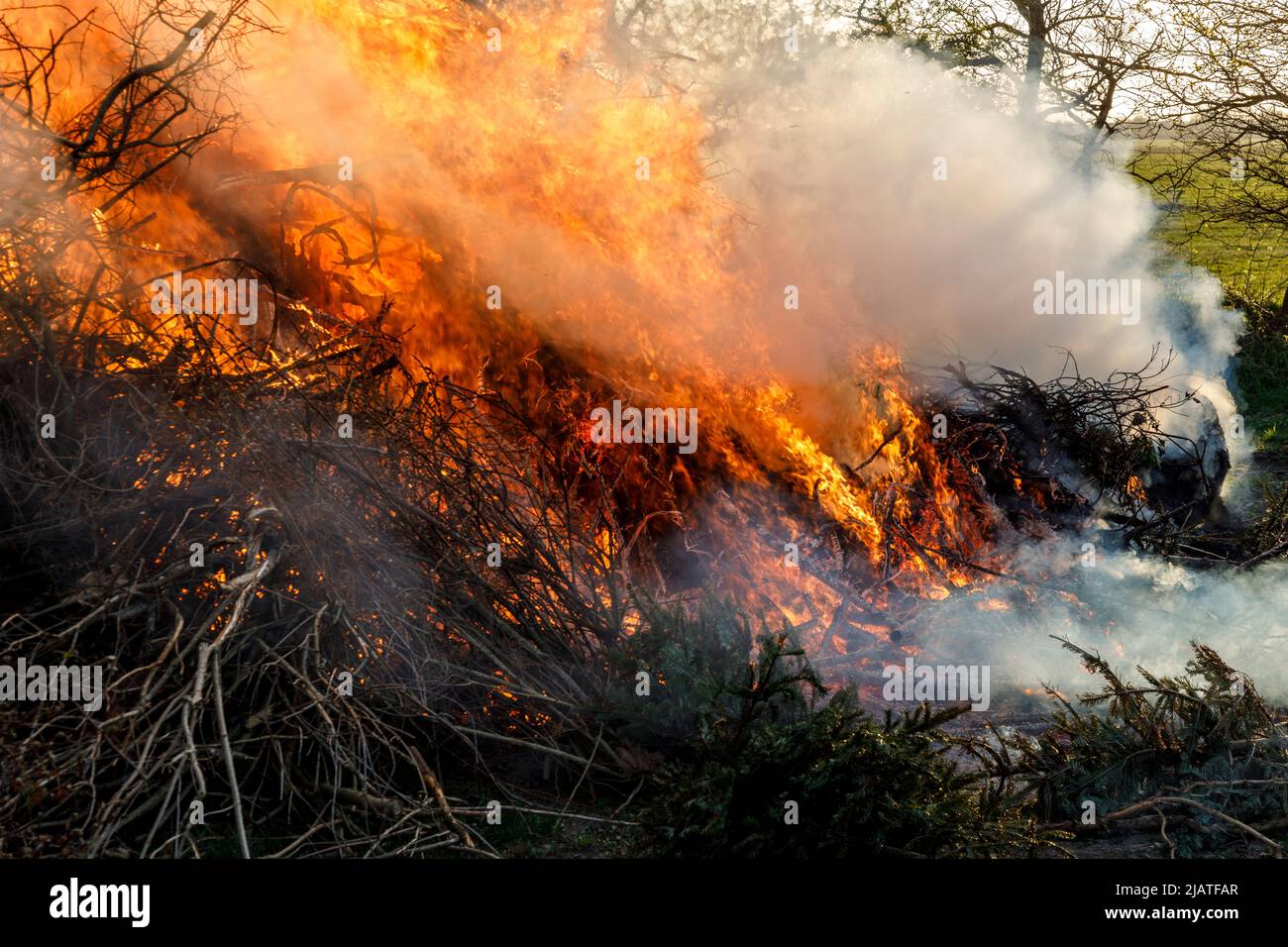 Mer de flammes d'un incendie majeur Banque D'Images