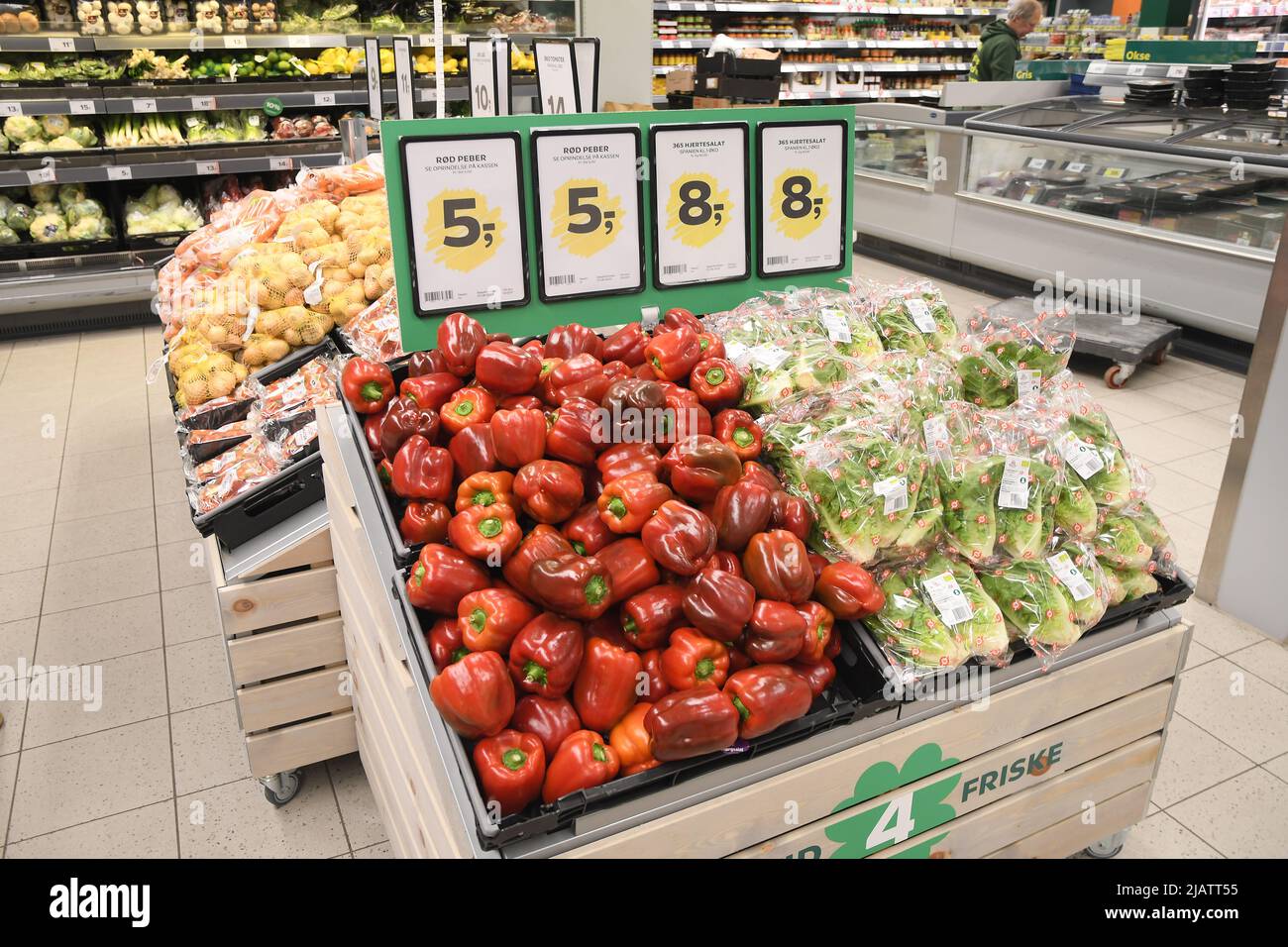 Copenhague/Danemark/1st.juin 2022/.365 magasin d'alimentation à prix réduit dans la capitale danoise Copenhague. (Photo..Francis Dean/Deanimages. Banque D'Images