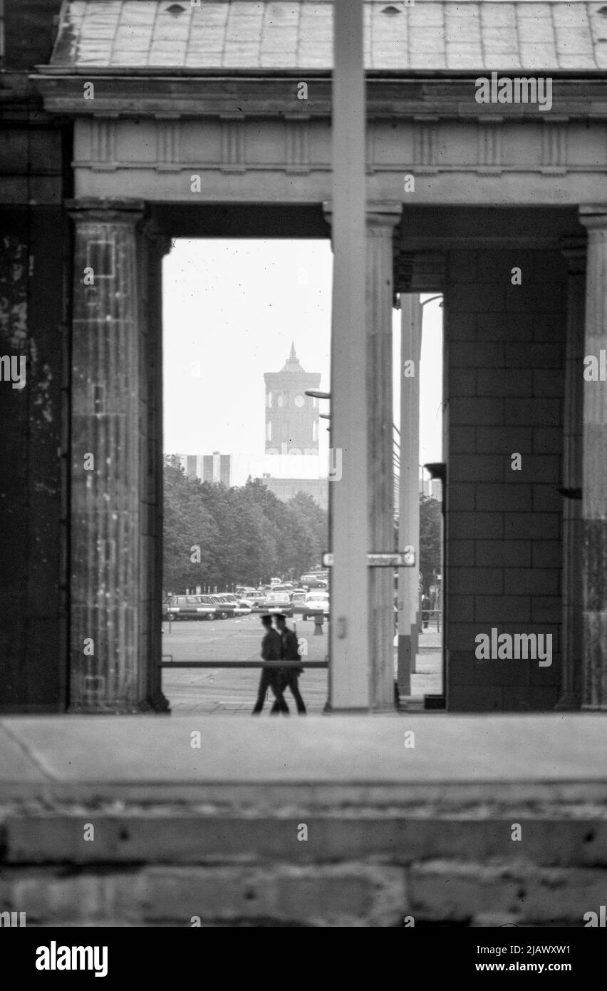 Porte de Brandebourg, Berlin 1975 Banque D'Images