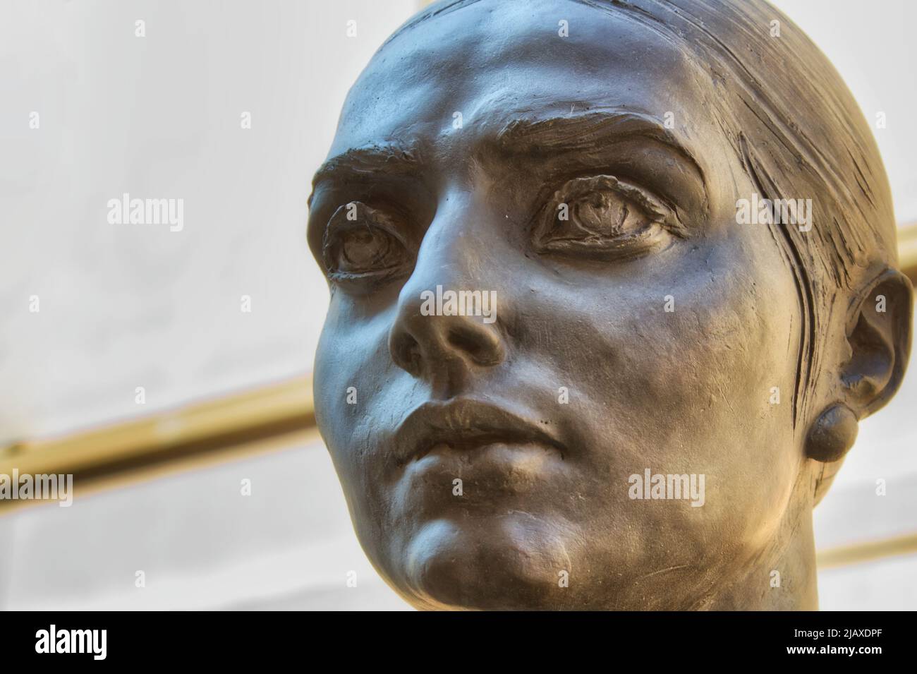 Statue de Cristina Trivulzio di Belgiojoso, figure importante de l'unification de l'Italie (19th c), première statue consacrée à une femme à Milan (2021) Banque D'Images