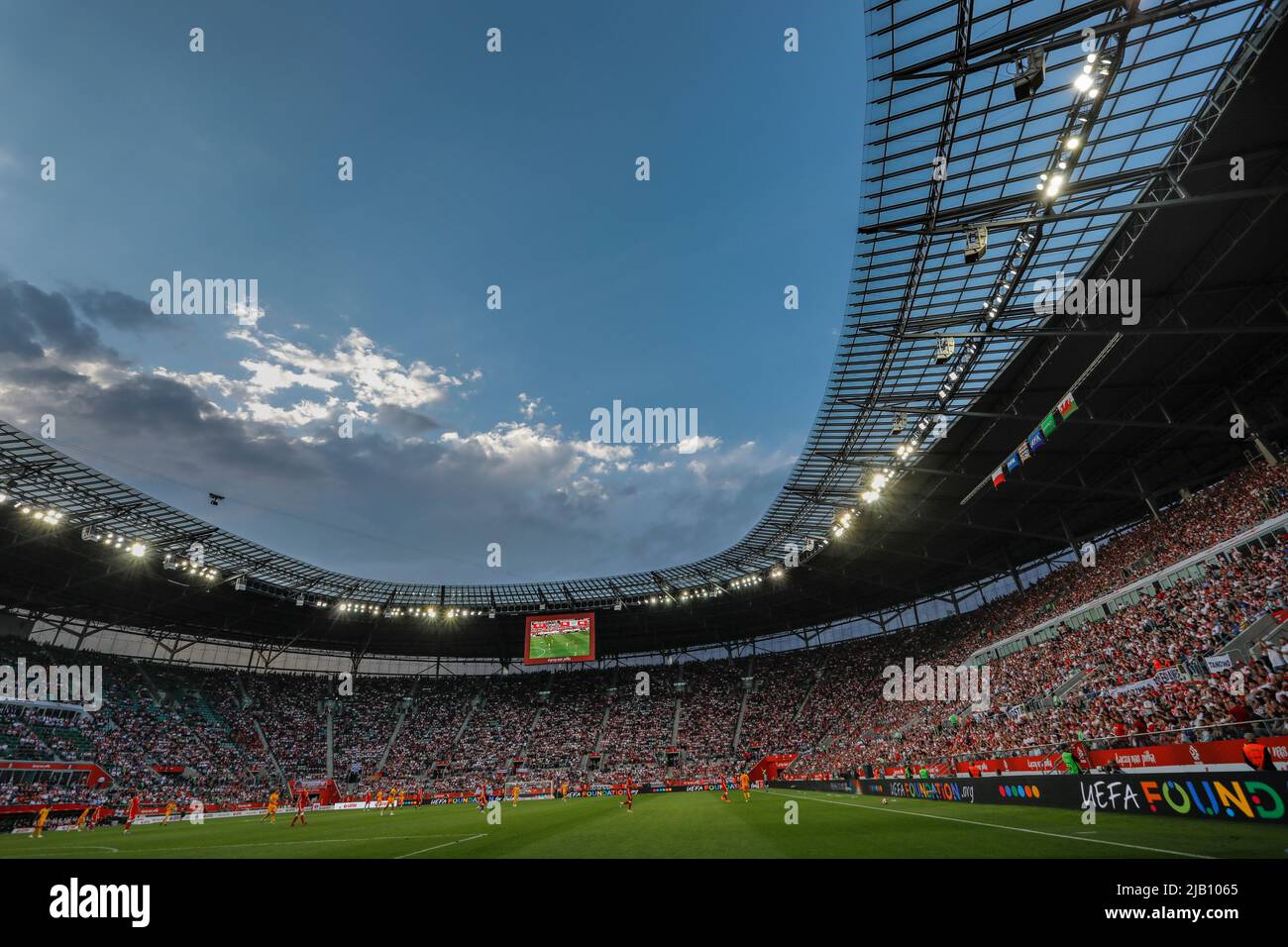 Wroclaw, Pologne, 1 juin 2022. UEFA Nations League Group A4 match entre la Pologne (chemises rouges) et le pays de Galles (chemises jaunes) à la Tarczynski Arena de Wroclaw, Pologne photo : © Piotr Zajac/Alamy Live News Banque D'Images