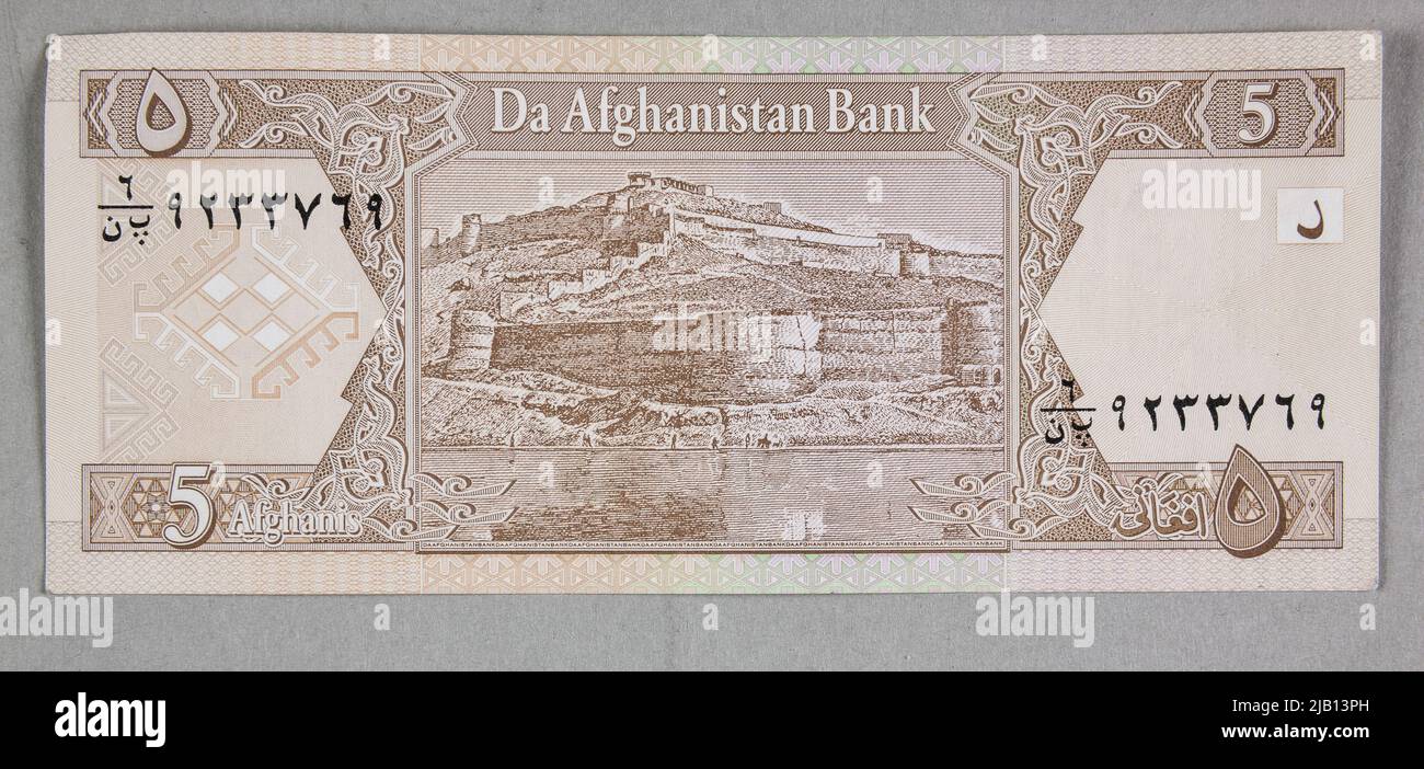 Banknot Na 5 Afghanis 5 Afgani; Afganistan, SH 1381 (2002). Banque D'Images