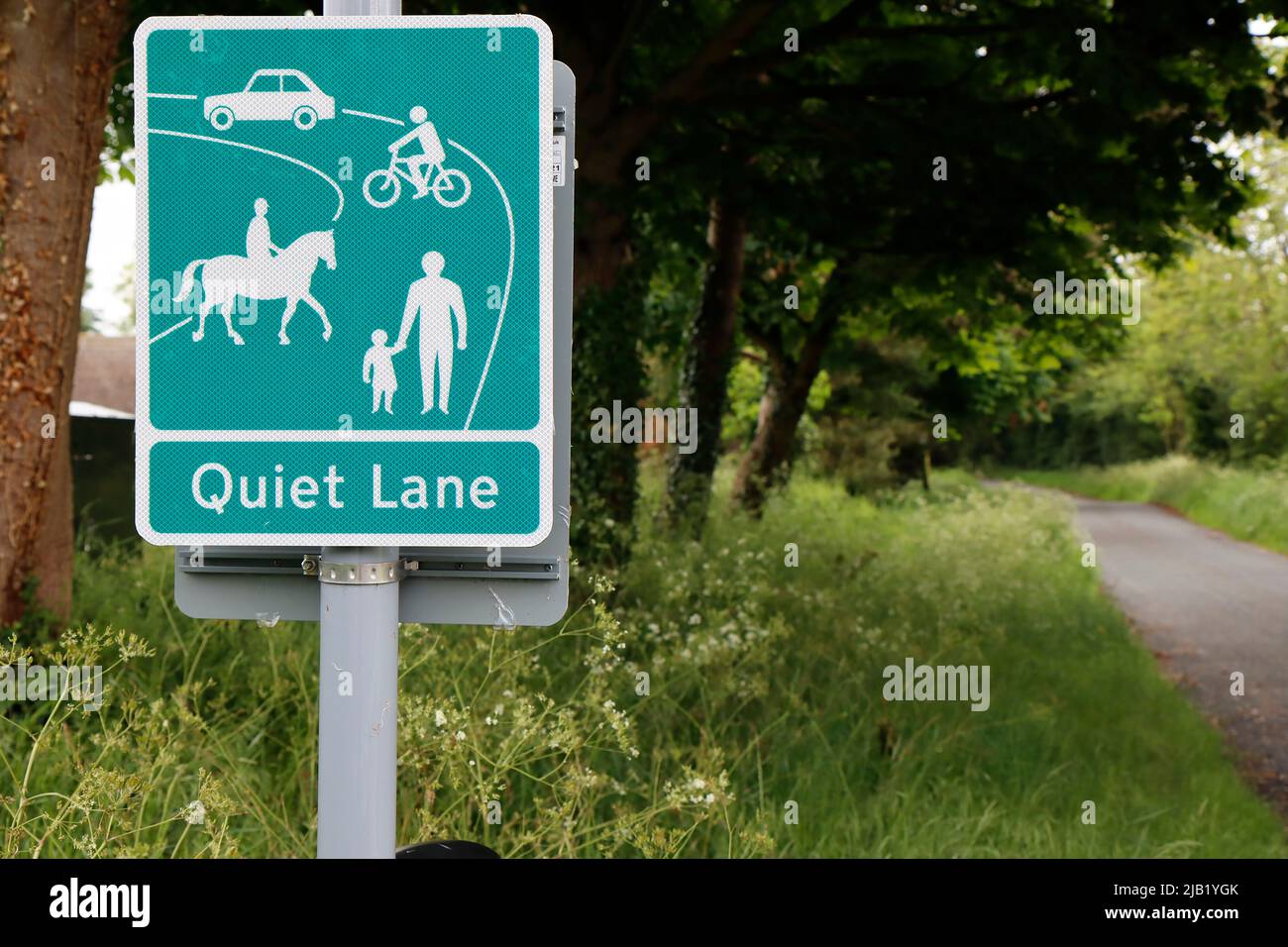 Quiet Lanes à Suffolk une nouvelle innovation permettant aux cyclistes, marcheurs et cavaliers d'accéder facilement Banque D'Images