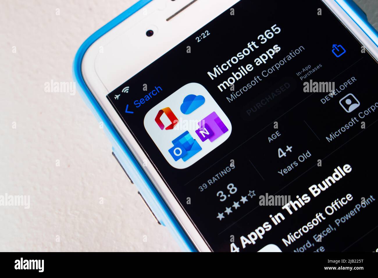 Kumamoto, JAPON - janvier 20 2022 : applications mobiles Microsoft 365 dans l'App Store sur iPhone. Microsoft 365 (anciennement Office 365) est un abonnement de Microsoft Banque D'Images
