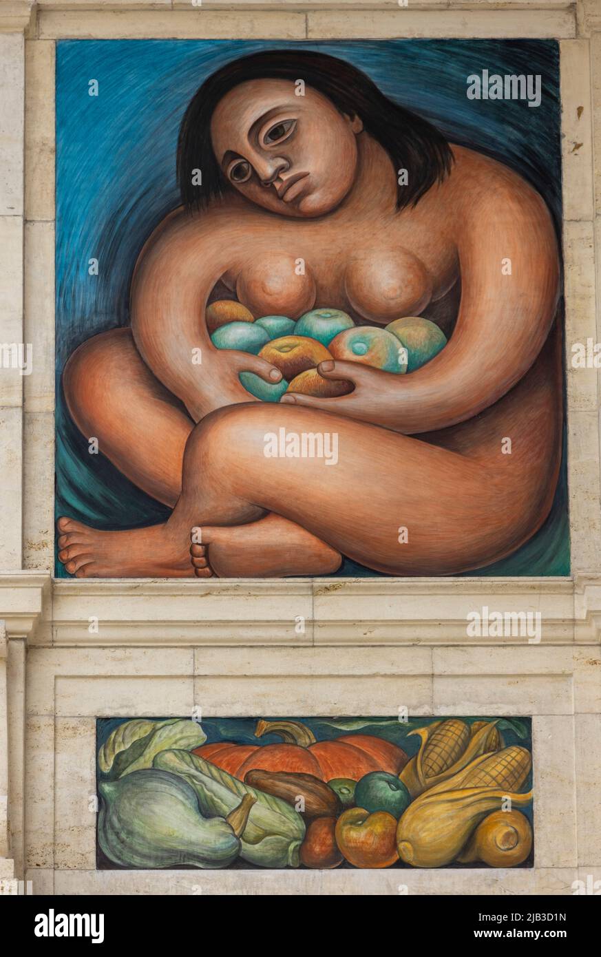 mur est, femme tenant le grain et les fruits. Les peintures murales de l'industrie de Detroit (1932–1933), fresques de l'artiste mexicain Diego Rivera, Detroit, États-Unis Banque D'Images