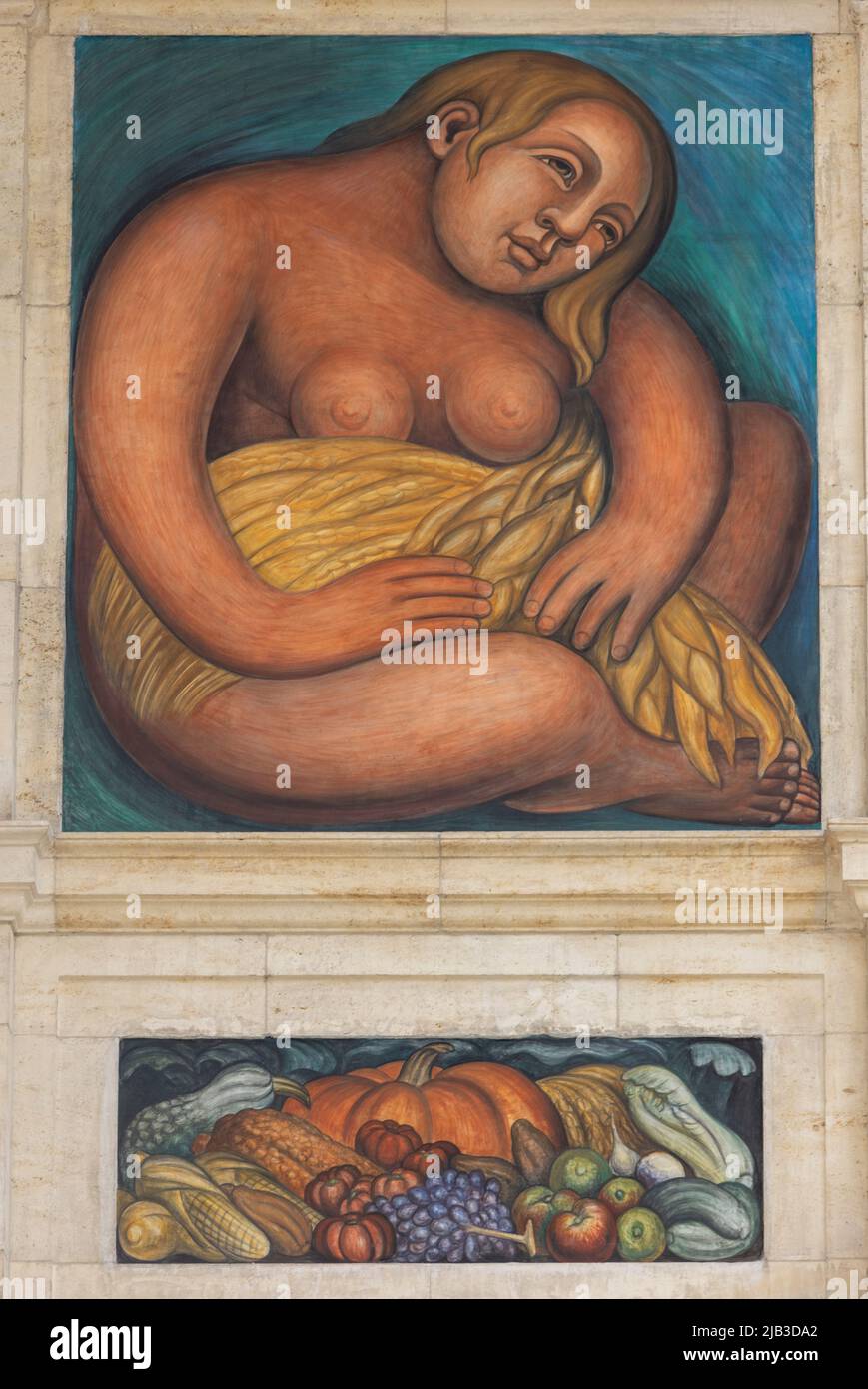 mur est, femme tenant le grain et les fruits. Les peintures murales de l'industrie de Detroit (1932–1933), fresques de l'artiste mexicain Diego Rivera, Detroit, États-Unis Banque D'Images