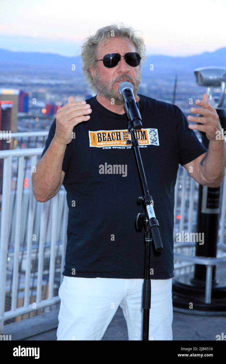 Rock & Roll Hall of Famer Inductee, Rock Legend SAMMY HAGAR annonce la résidence de Las Vegas à l'hôtel Strat, Las Vegas, Nevada avec: Sammy Hagar où: Las Vegas, Nevada, États-Unis quand: 28 juin 2021 crédit: DJDM/WENN.com Banque D'Images