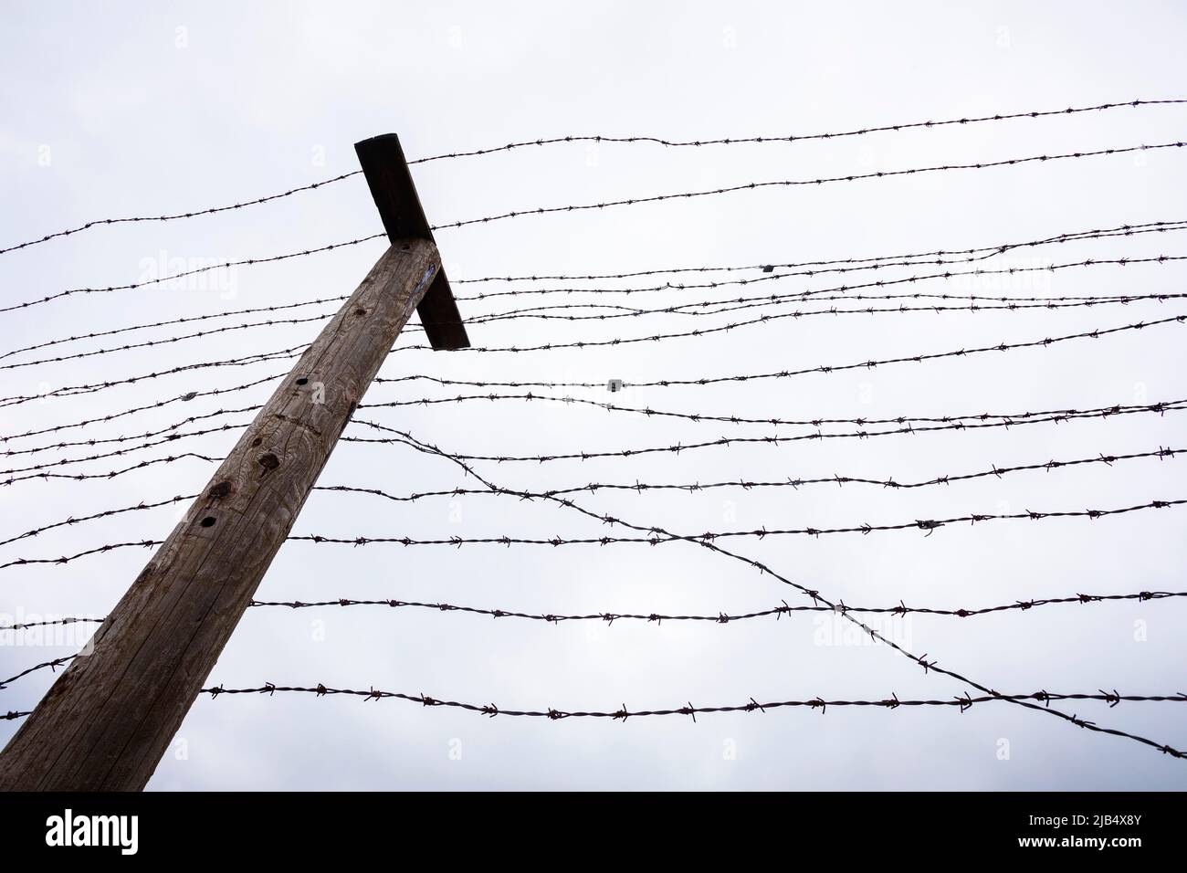 Clôture barbelée au Mémorial du Rideau de fer au poste-frontière de Guglwald, région de Muehlviertel, haute-Autriche, Autriche Banque D'Images
