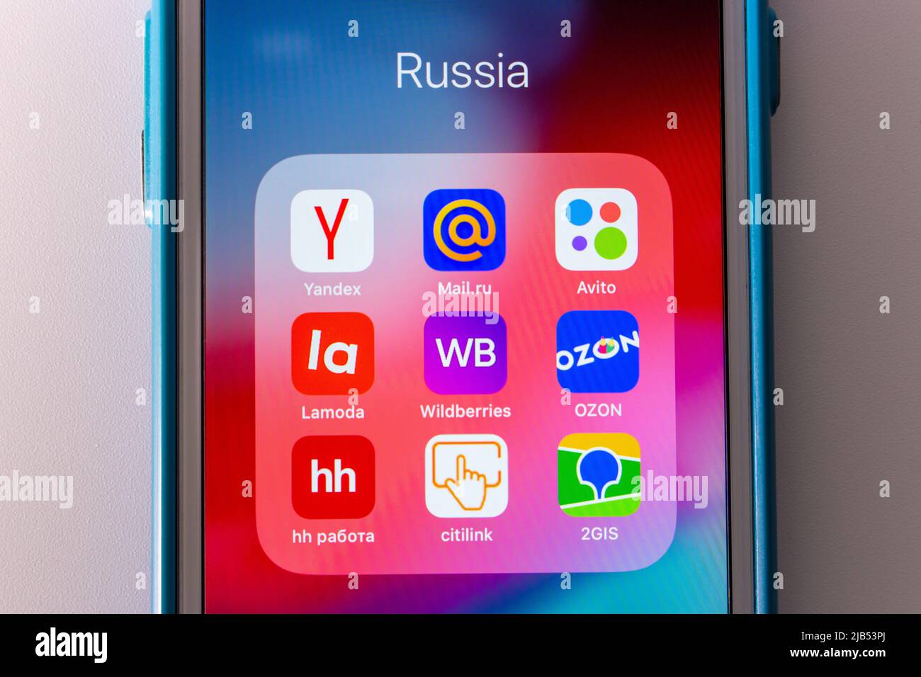 Kumamoto, JAPON - octobre 3 2020 : les principales sociétés INFORMATIQUES russes (Yandex, Mail.ru, Avito, Lamoda, Wildberries, Ozon, hh.ru, citilink et 2GIS) sur iPhone Banque D'Images