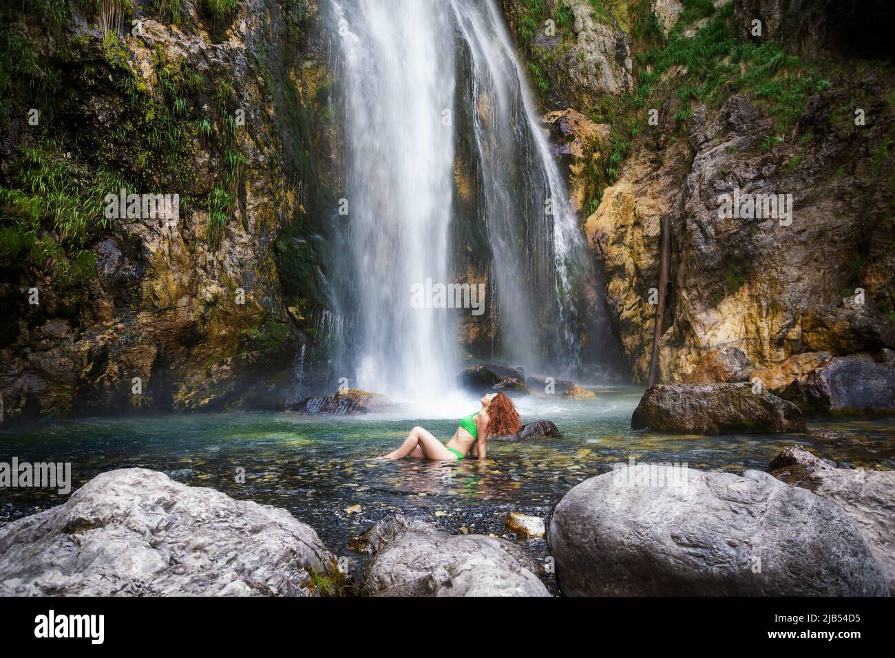Maillot de bain vert Banque de photographies et d’images à haute