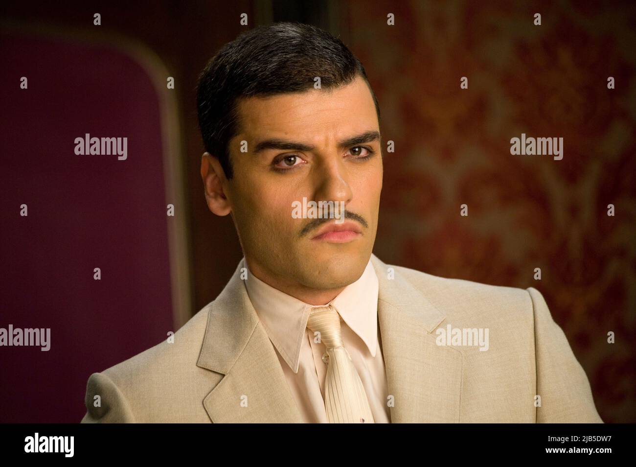 OSCAR ISAAC dans SUCKER PUNCH (2011), réalisé par ZACK SNYDER. Crédit: WARNER BROS. PHOTOS / Album Banque D'Images