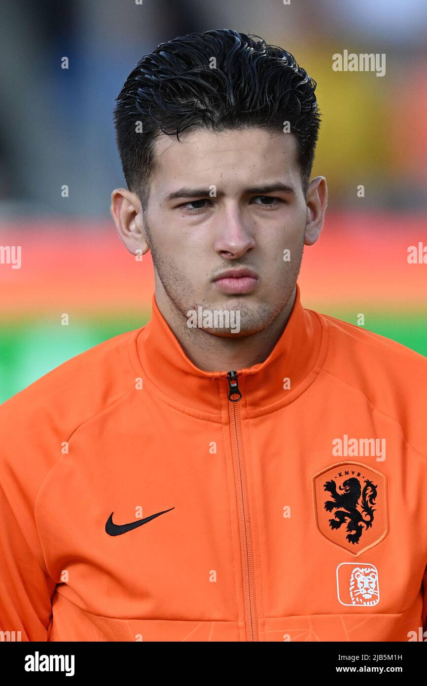 ALMERE - Justin Hubner des pays-Bas U19 lors du match de qualification du Championnat d'Europe de l'UEFA entre les pays-Bas U19 et la Serbie U19 au stade Yanmar sur 1 juin 2022 à Almere, pays-Bas. ANP | HAUTEUR NÉERLANDAISE | GERRIT DE COLOGNE Banque D'Images