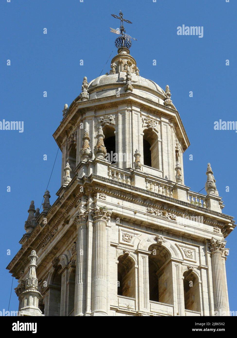 Jaen (Espagne). Détail d'une des tours de la cathédrale de l'Assomption de Jaén. Banque D'Images