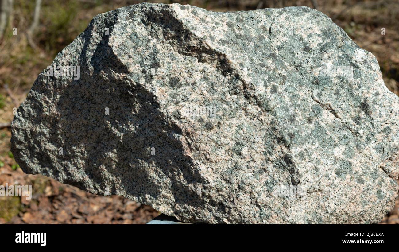 Roche de granit au Musée de l'Université de l'Arctique de Norvège à Tromsø. Banque D'Images