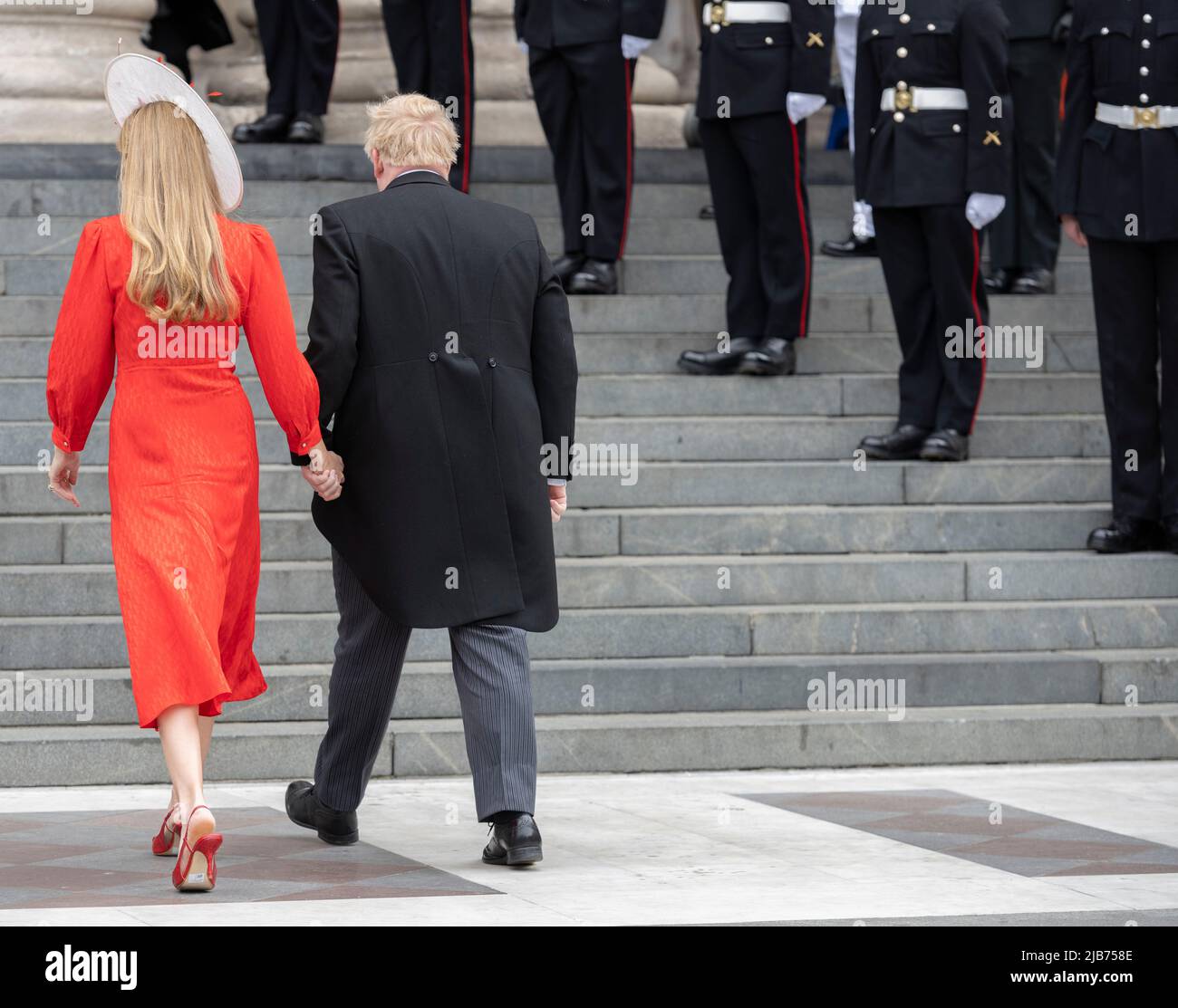 Cathédrale Saint-Paul, Londres, Royaume-Uni. 3 juin 2022. Le PM Boris Johnson et sa femme assistent au Service national de Thanksgiving à la cathédrale Saint-Paul dans le cadre des célébrations du Jubilé de platine pour le règne de la Reine. Crédit : Malcolm Park/Alay Live News. Banque D'Images