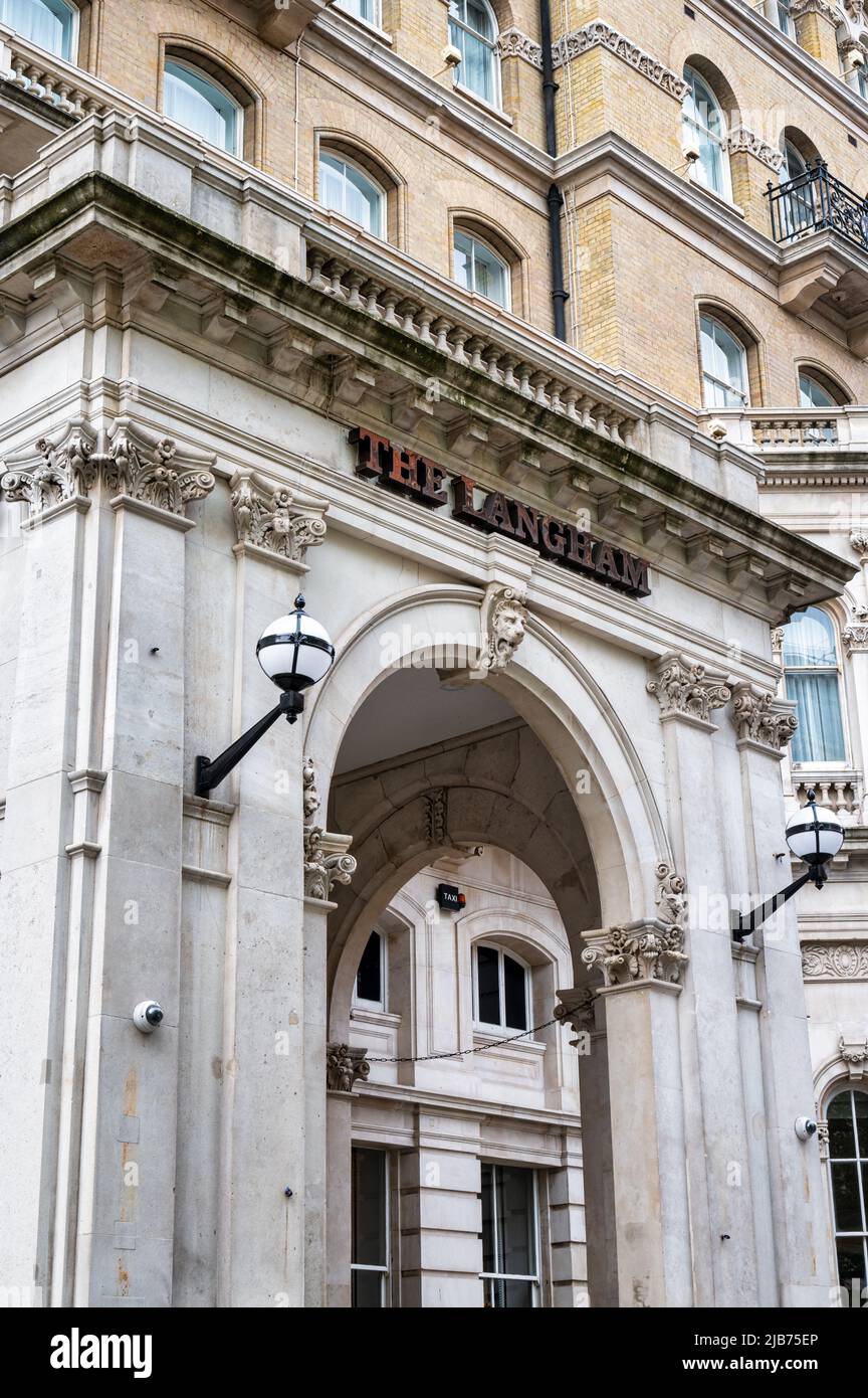 Londres, Royaume-Uni- 4 mai 2022 : l'hôtel langham à Londres Banque D'Images