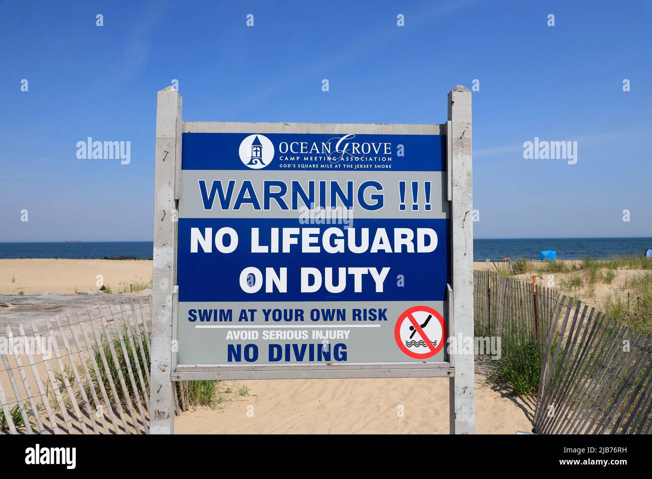 Pas de signe d'avertissement de maître-nageur sur la plage d'Ocean Grove.New Jersey.USA Banque D'Images