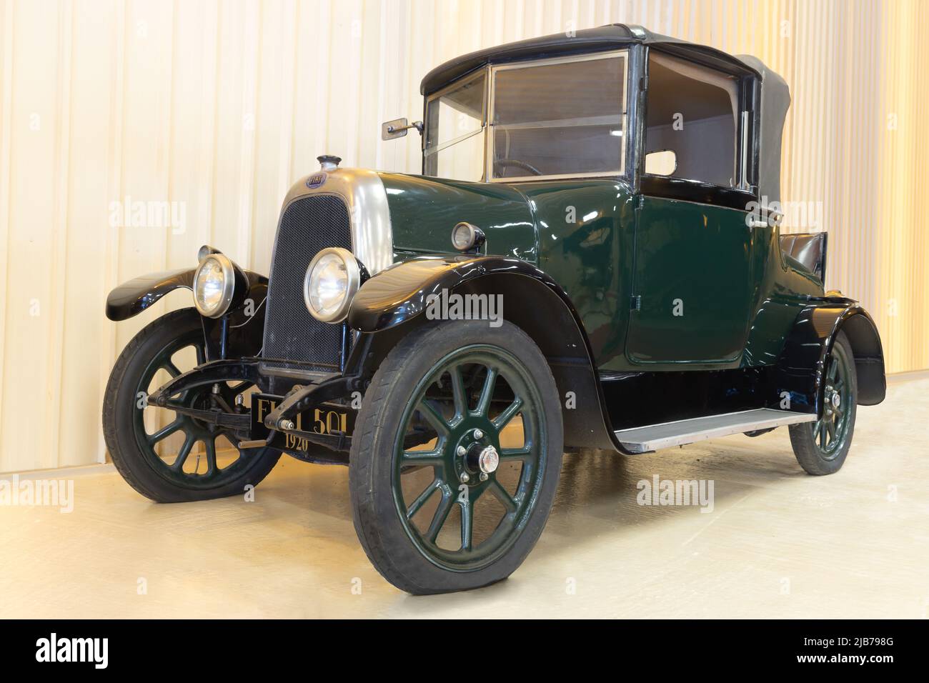 GALDAMES, ESPAGNE-8 AOÛT 2021: 1920 Fiat 501 Sport coupé à Torre Loizaga (Miguel de la via) Musée de la voiture Banque D'Images