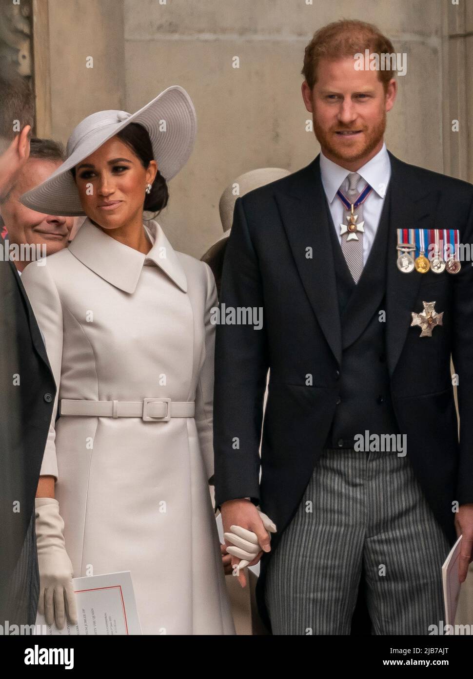 Le prince Harry et Meghan la comtesse de Sussex assistent à un service de Thanksgiving pour le Jubilé de platine de la reine à la cathédrale St-Paul Banque D'Images