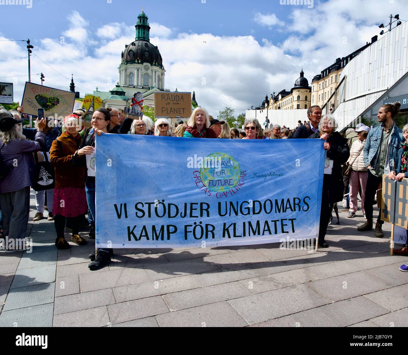 STOCKHOLM, SUÈDE - 3 JUIN 2022 : GRETA Thunberg et les vendredis pour une future manifestation avec des activistes du climat à Stockholm. Banque D'Images