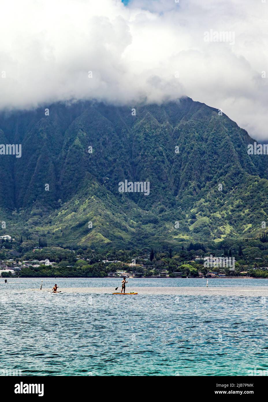 Vue sur l'est d'Oahu depuis la baie de Kaneohe, îles hawaïennes Banque D'Images