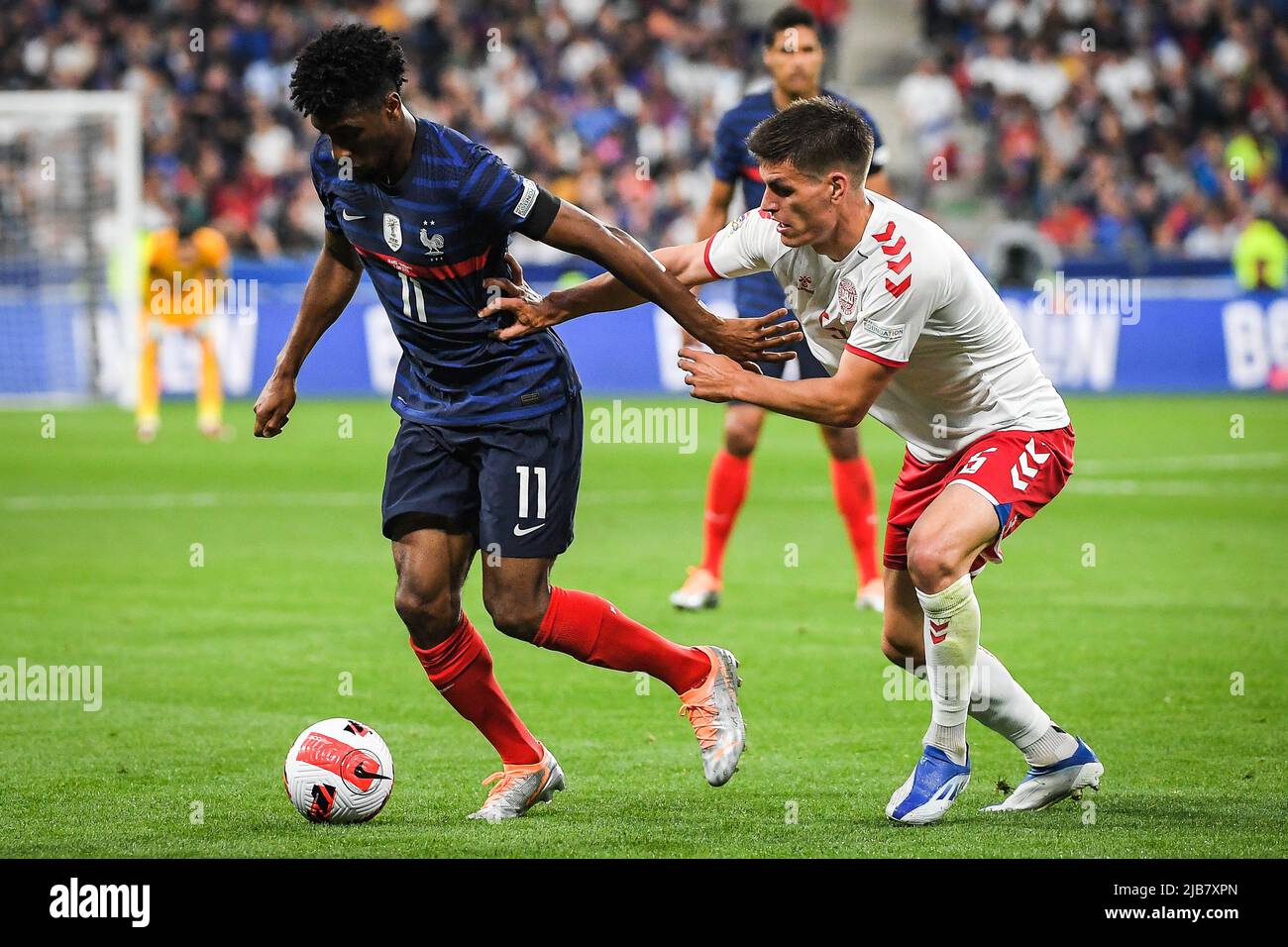 Paris, France. 03rd juin 2022. KINGSLEY COMAN de France et Joakim MAEHLE du Danemark pendant la Ligue des Nations de l'UEFA, Ligue A - Groupe 1 football match entre la France et le Danemark sur 3 juin 2022 au Stade de France à Saint-Denis près de Paris, France - photo: Matthieu Mirville/DPPI/LiveMedia crédit: Agence photo indépendante/Alamy Live News Banque D'Images