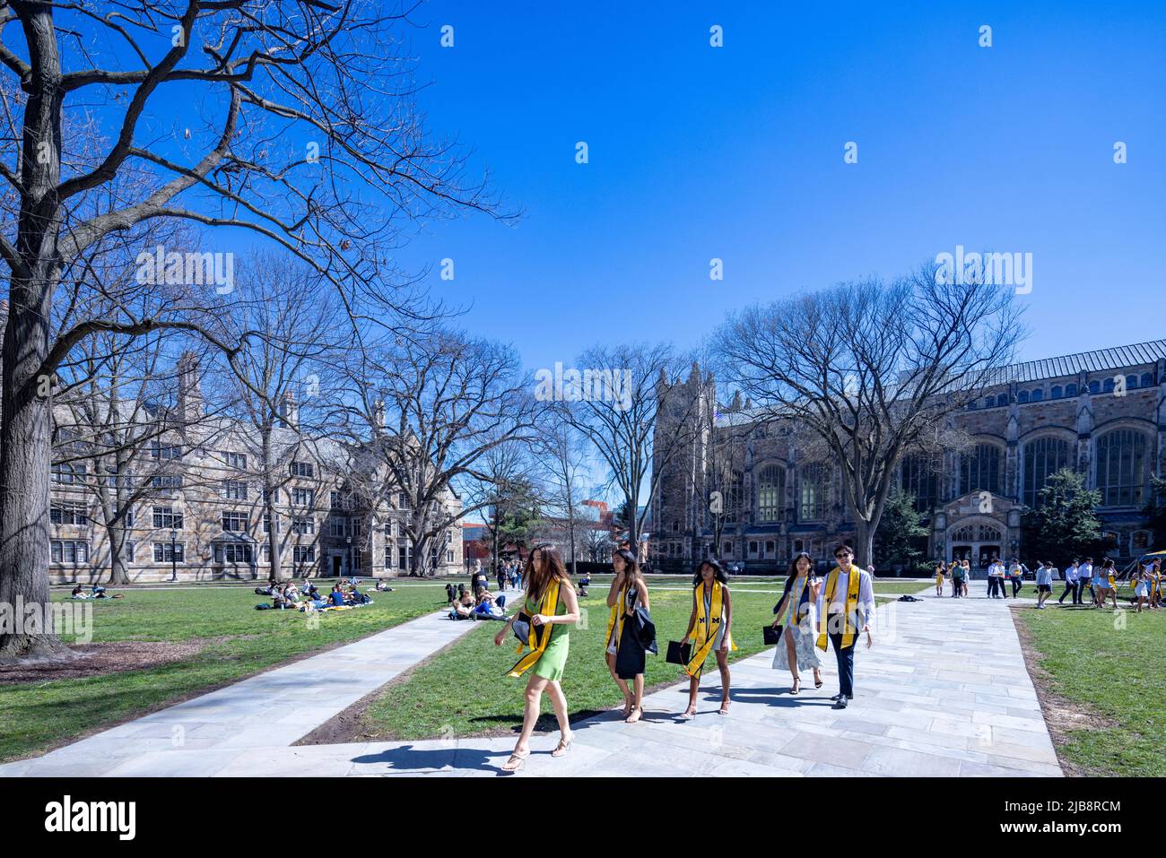 Les étudiants du jour de la remise des diplômes à l'école de droit Quadrangle, Université du Michigan, Ann Arbor, Michigan, États-Unis Banque D'Images