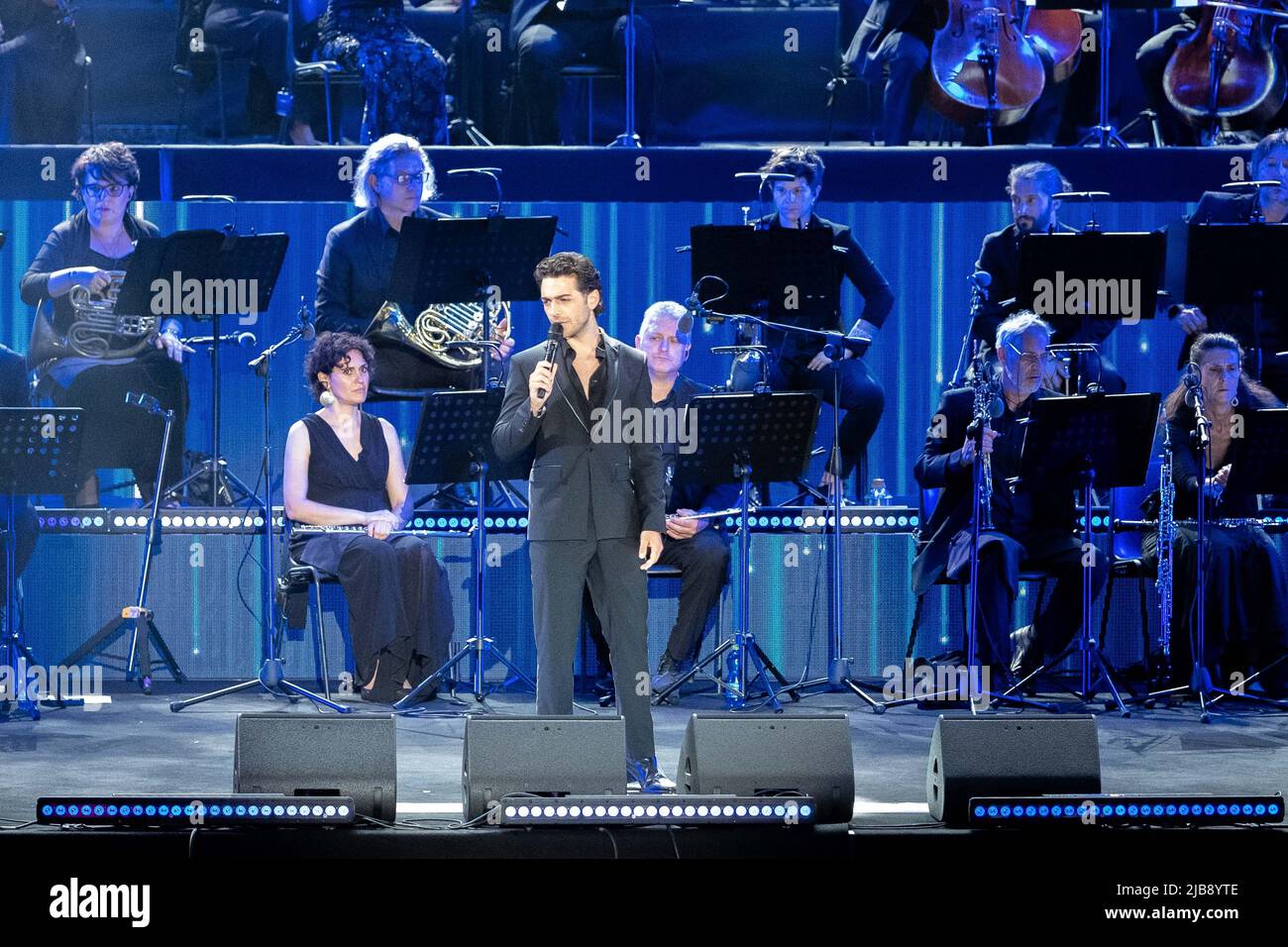 Gianluca Ginoble - il Volo pendant le concert de musique de chanteur