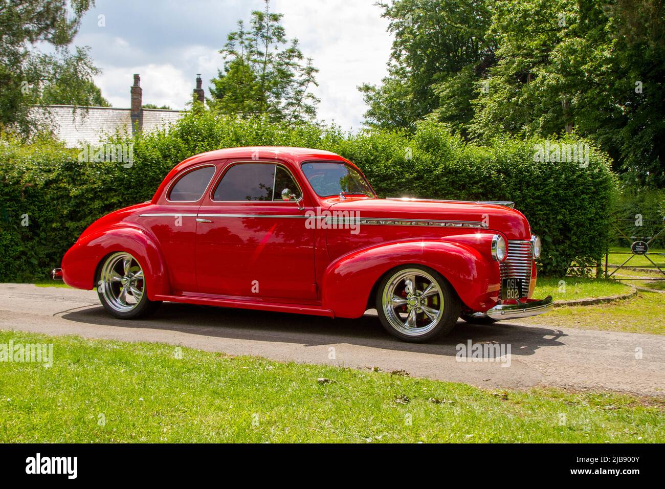 1940 40s années 40 une berline American Chevrolet GMC 5700 cc arrive à  Worden Park Motor Village pour le festival Leyland, au Royaume-Uni Photo  Stock - Alamy