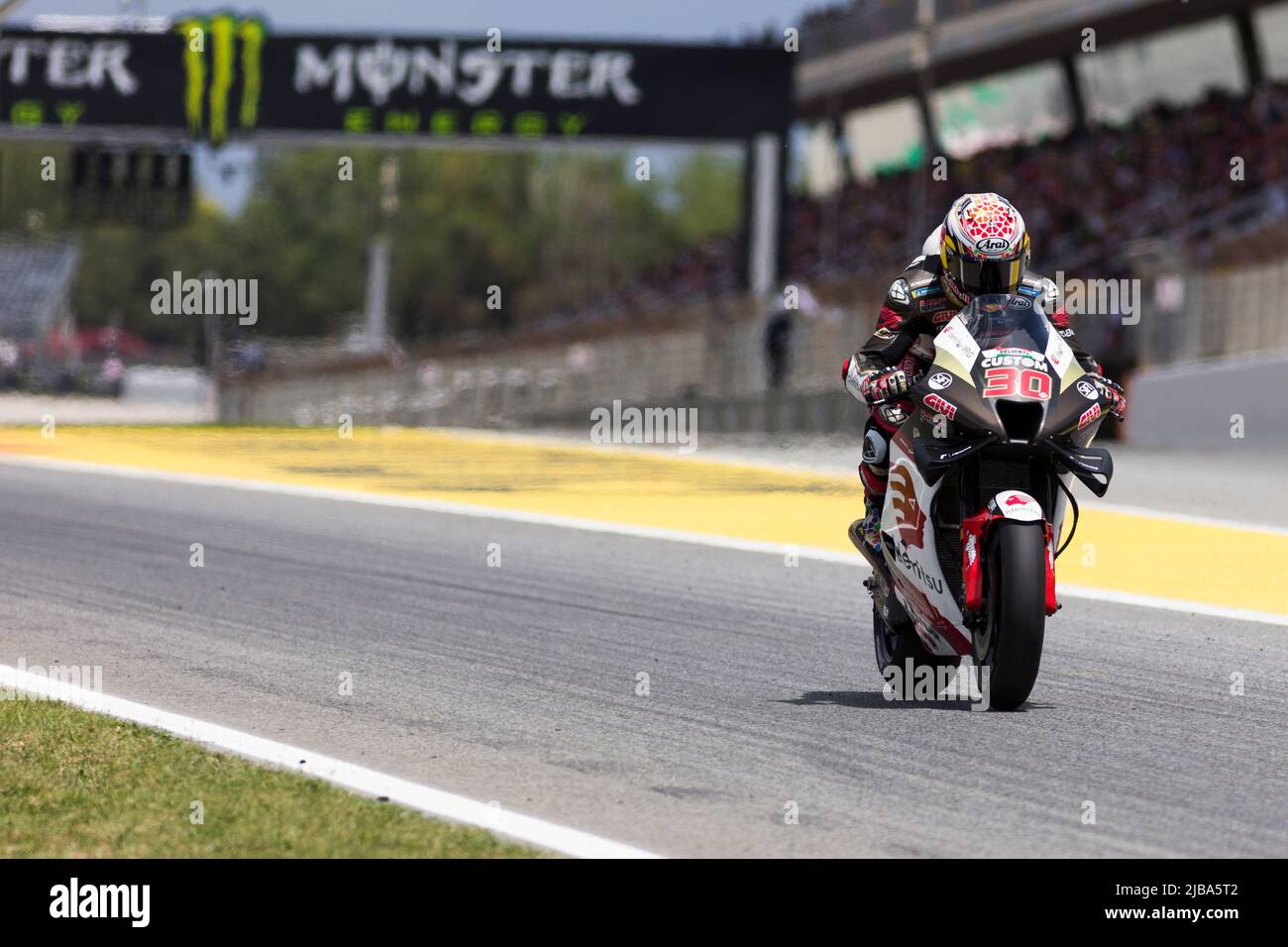 4th juin 2022; Circuito de Catalunya, Montmelo, Barcelone, Espagne: Gran PPremi Monster Energy de Catalunya, MotoGP d'Espagne, sessions de qualification: Takaaki Nakagami du Japon conduit le (30)LCR Honda MotoGP pendant la journée de qualification Banque D'Images