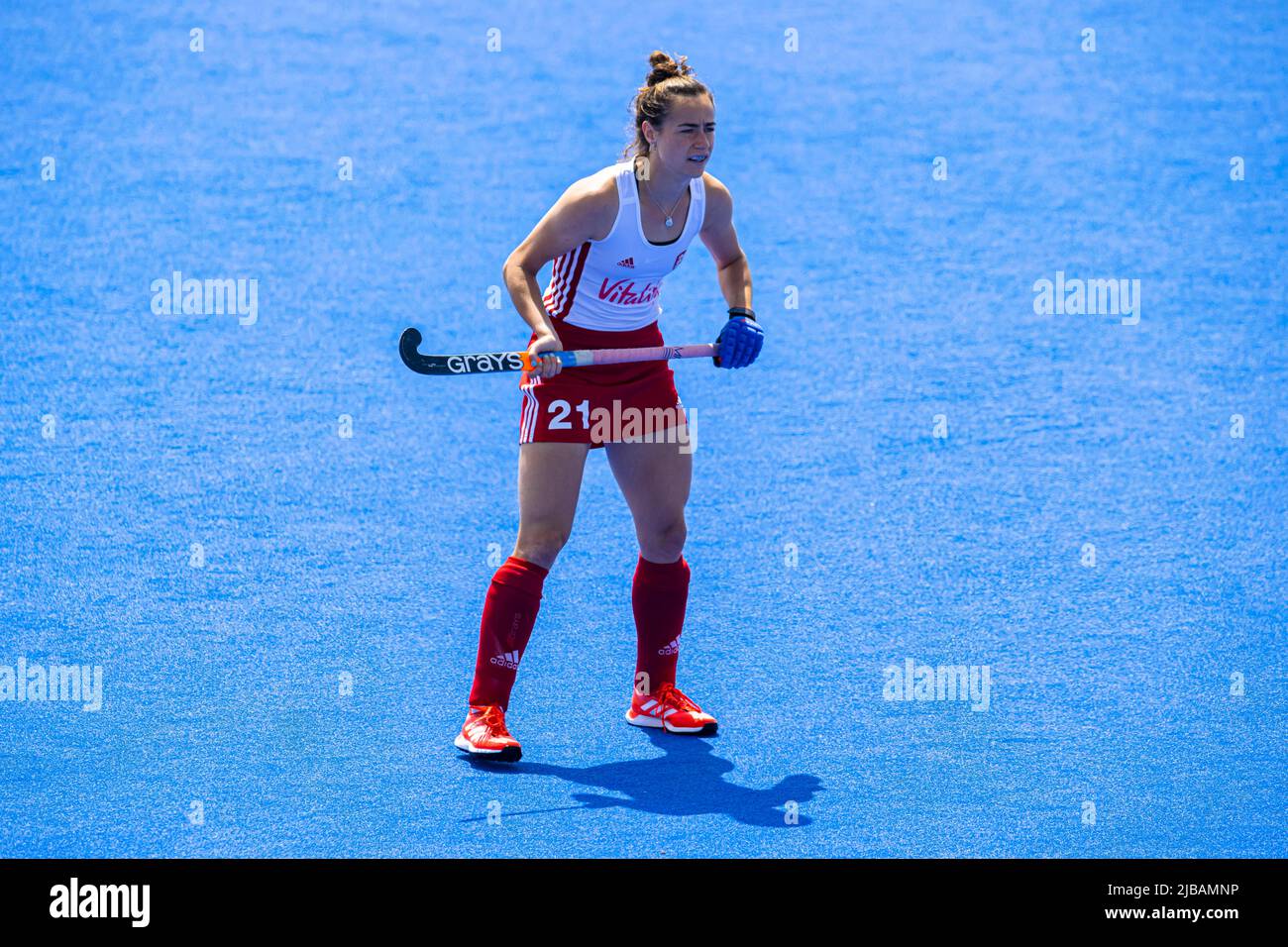 LONDRES, ROYAUME-UNI. 04 juin 2022. Fiona crépita de l'Angleterre en action pendant la FIH Hockey Pro League - Angleterre contre pays-Bas (femmes) au centre de hockey et de tennis de la vallée de Lea samedi, 04 juin 2022 à LONDRES ANGLETERRE. Credit: Taka G Wu/Alay Live News Banque D'Images