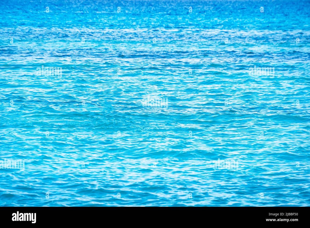 Eau de mer - texture, bleu aqua. Eaux turquoise de la mer des Caraïbes. Banque D'Images