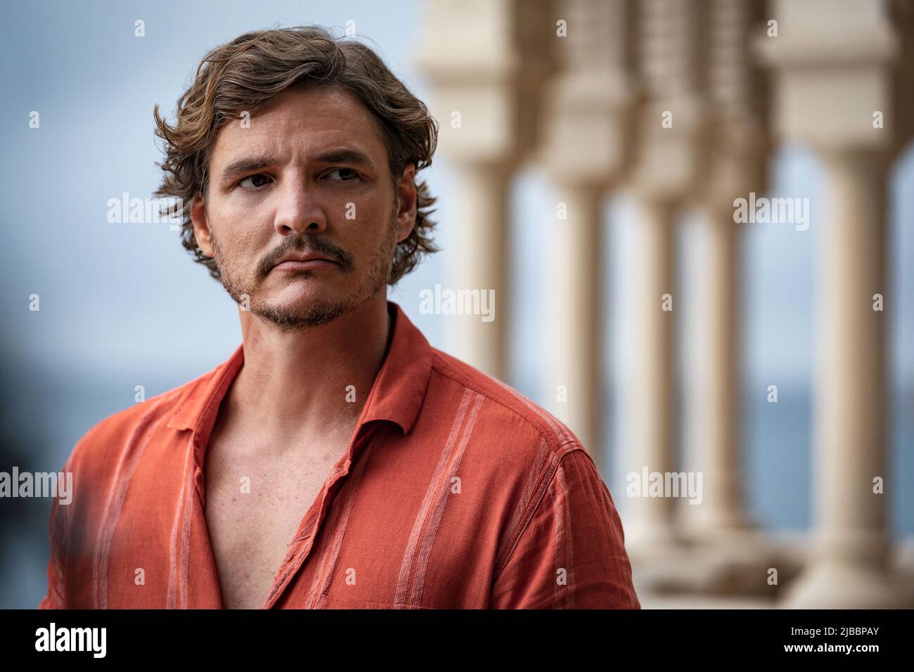 PEDRO PASCAL DANS LE POIDS INSUPPORTABLE DU TALENT MASSIF (2022), RÉALISÉ PAR TOM GORMICAN. Crédit : Lionsgate / Saturn films / Album Banque D'Images