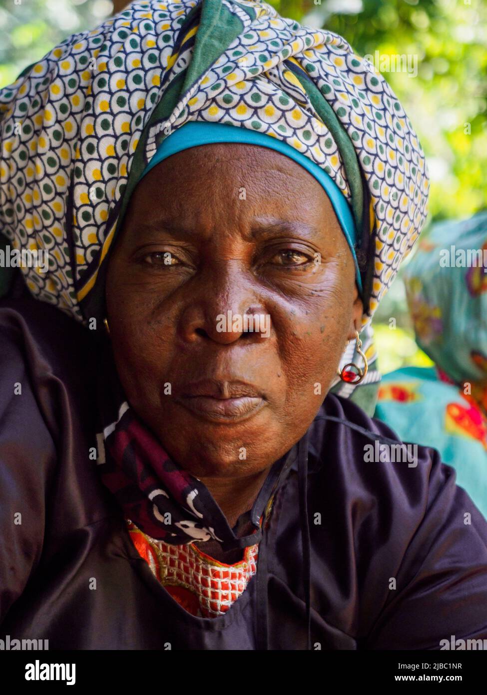 Zanzibar, Tanzanie - Jan, 2021: Portrait d'une belle femme africaine. Afrique Banque D'Images