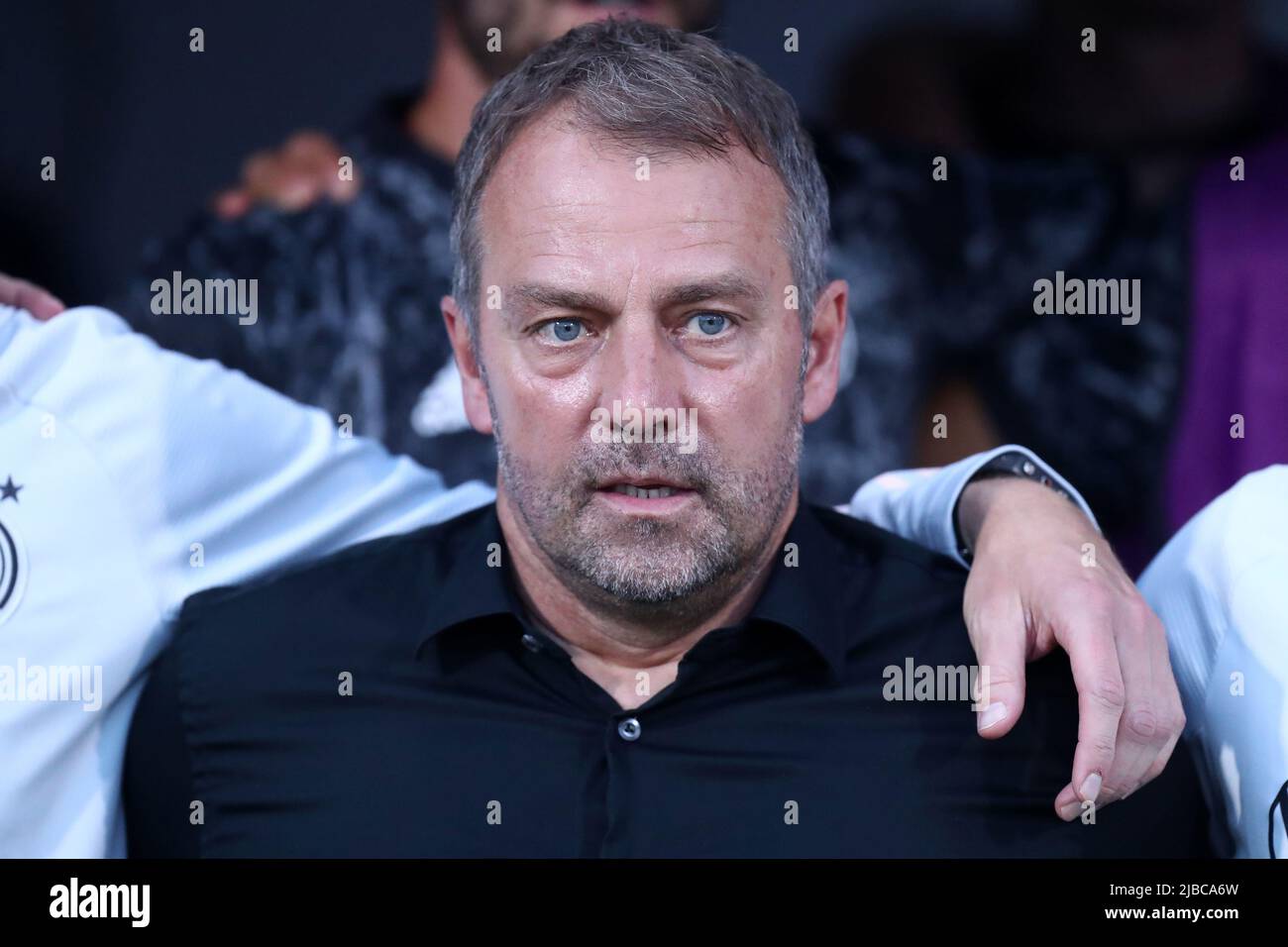 Bologne, Italie. 04th juin 2022. Hans-Dieter Flick, entraîneur en chef de l'Allemagne, regarde pendant le match du Groupe de la Ligue des Nations de l'UEFA 3 entre l'Italie et l'Allemagne au Stadio Dall'Ara on 4 juin 2022 à Bologne, Italie . Credit: Marco Canoniero / Alamy Live News Banque D'Images