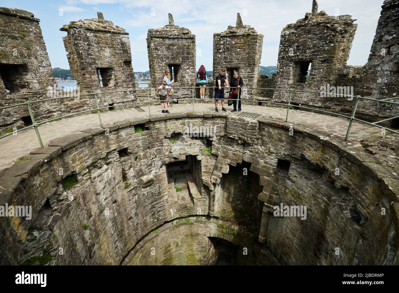 Conwy, nord du pays de Galles site médiéval structure défensive Tour du château de Conwy Banque D'Images