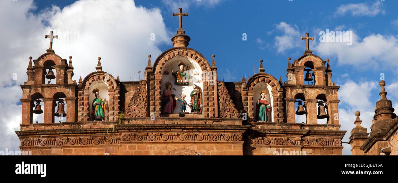 Cathédrale catholique sur la place principale Plaza de Armas à Cusco ou Cuzco ville, Pérou Banque D'Images