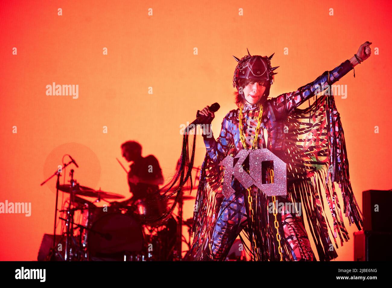 Manchester, Royaume-Uni. 05th juin 2022. Karen O, Nick Zinner, Brian Chasee de The Yeah Yeah Yeah's perform at Manchester O2 Apollo. 2022-06-05. Crédit : Gary Mather/Alay Live News Banque D'Images