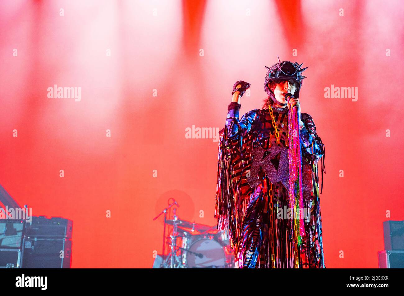 Manchester, Royaume-Uni. 05th juin 2022. Karen O, Nick Zinner, Brian Chasee de The Yeah Yeah Yeah's perform at Manchester O2 Apollo. 2022-06-05. Crédit : Gary Mather/Alay Live News Banque D'Images