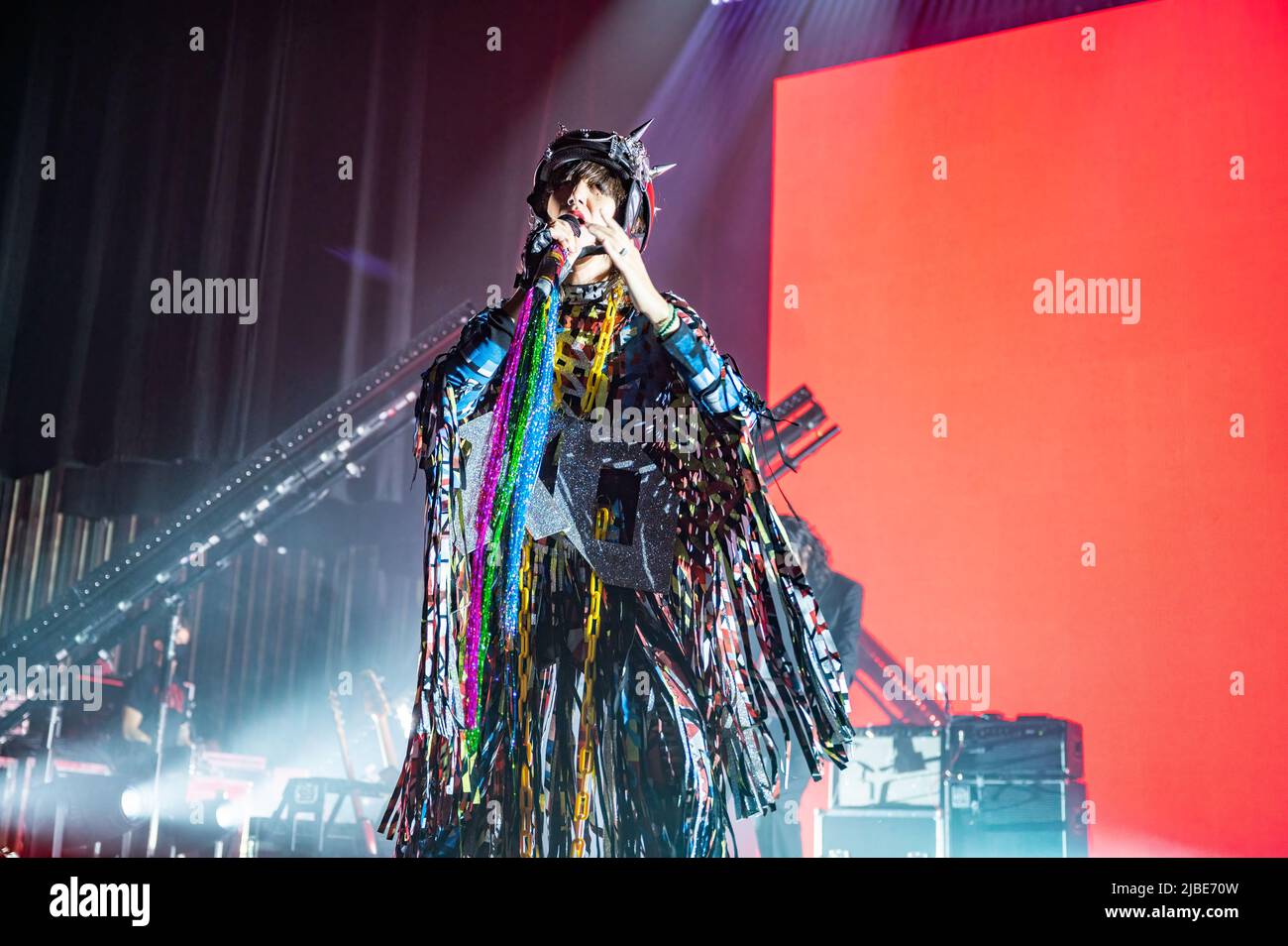 Manchester, Royaume-Uni. 05th juin 2022. Karen O, Nick Zinner, Brian Chasee de The Yeah Yeah Yeah's perform at Manchester O2 Apollo. 2022-06-05. Crédit : Gary Mather/Alay Live News Banque D'Images