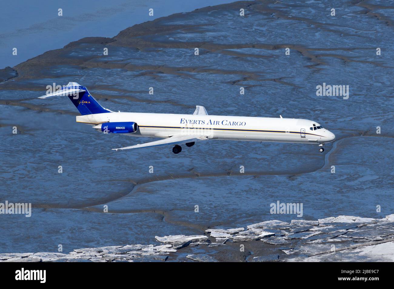 Everts Air Cargo McDonnell Douglas MD-82. Vue aérienne de l'avion de fret aérien d'Everts. Banque D'Images