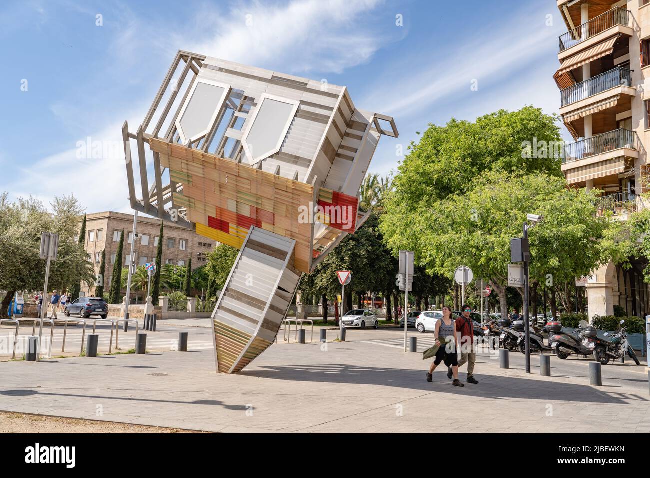 Sculpture de l'église à l'envers à es Baluard Museu d'Art à Palma, Majorque Banque D'Images